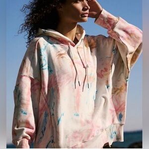 NWT We The Free It’s A Vibe Movement Pastel Swirl Hoodie Sz M